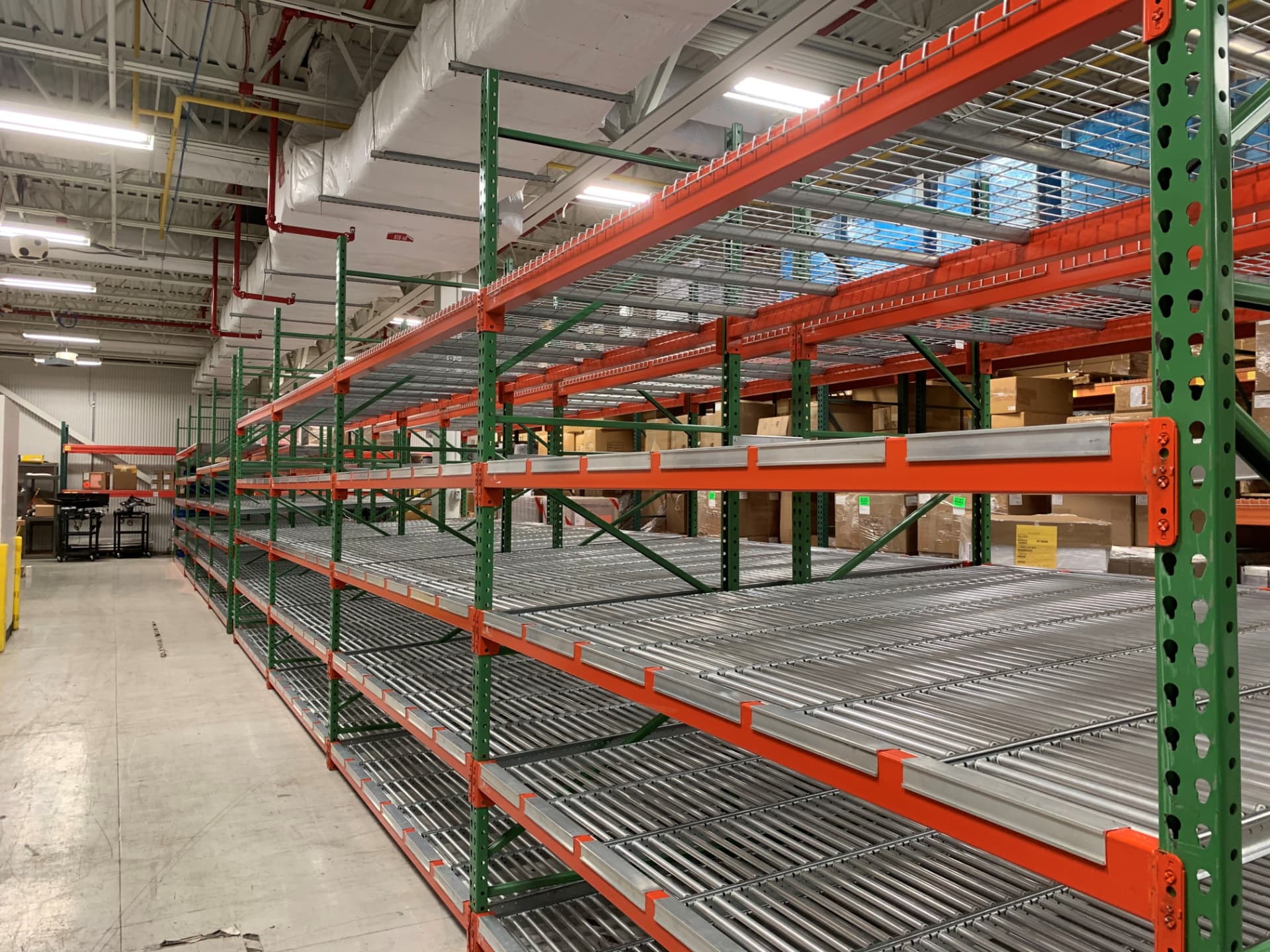 Warehouse pallet racking installation