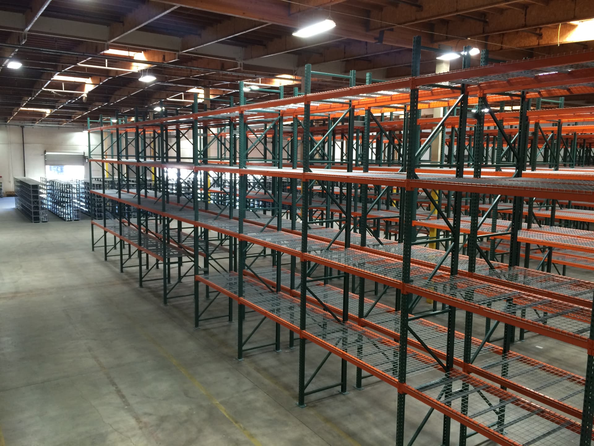 Warehouse pallet racking installation